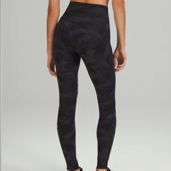 Lululemon 🌚 BRUSHED Base Pace 28” HR Running Tight DARK CAMO SOLD OUT size 6 - Picture 2 of 10